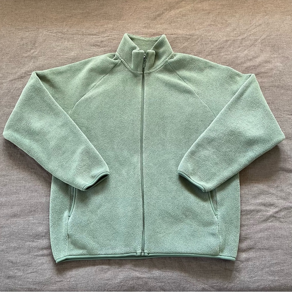 Uniqlo Fleece Coral Blue Zip Up Size: Large